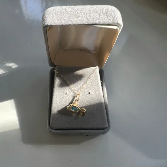 14K Gold Necklace - Picture 3 of 4